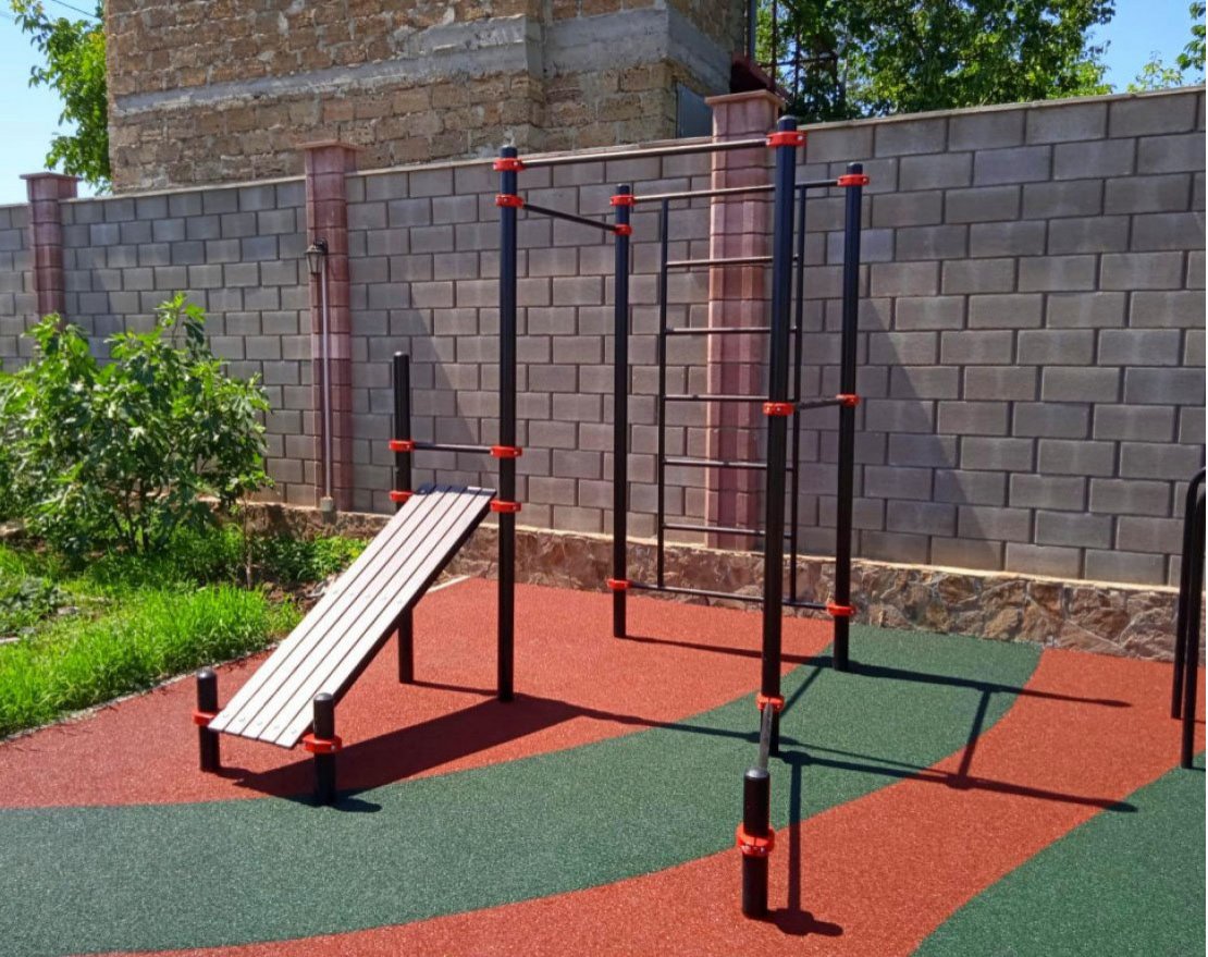 Спортплощадка воркаут - вид 1